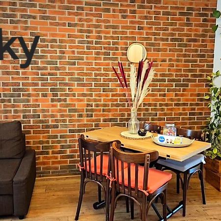 Studio Hikoki Dinan Dış mekan fotoğraf